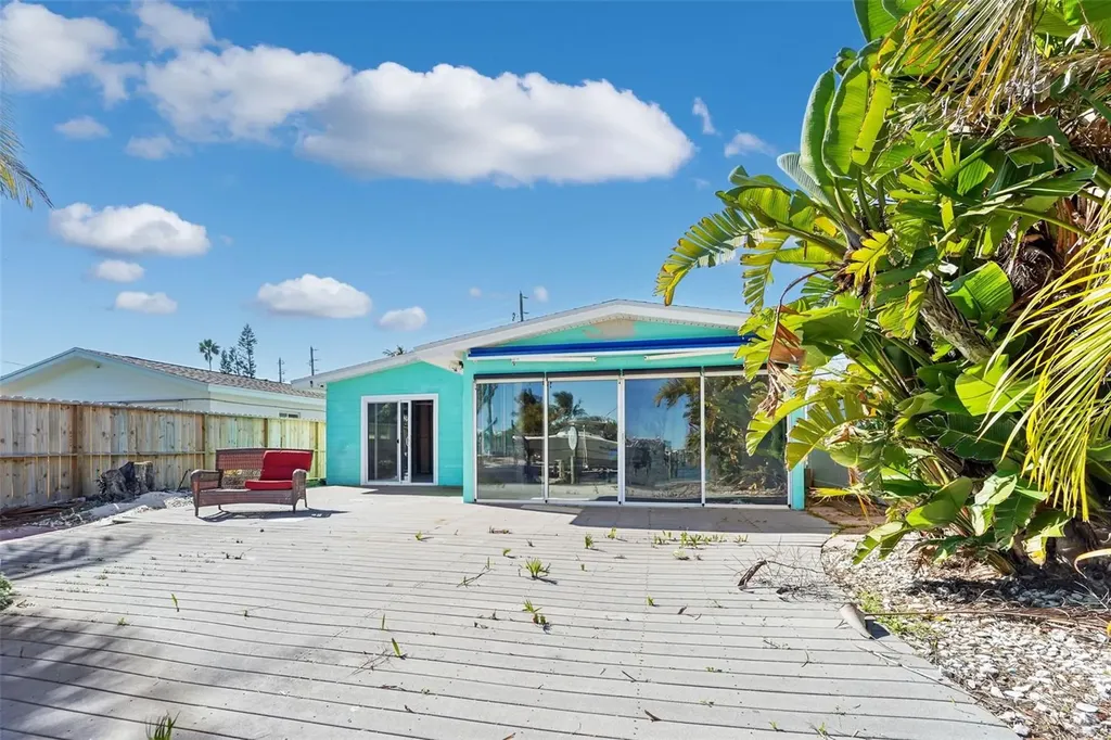 14555 N Bayshore Drive Madeira Beach FL 33708