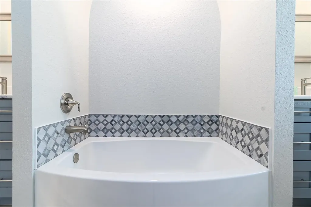 238 W Pine Valley Lane Rotonda West FL 33947