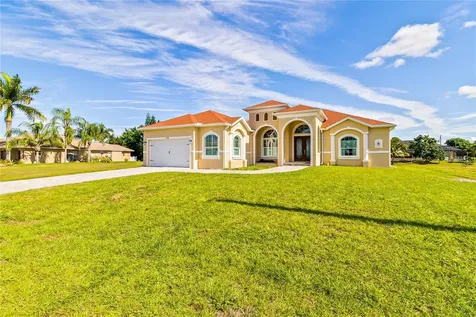 238 W Pine Valley Lane Rotonda West FL 33947