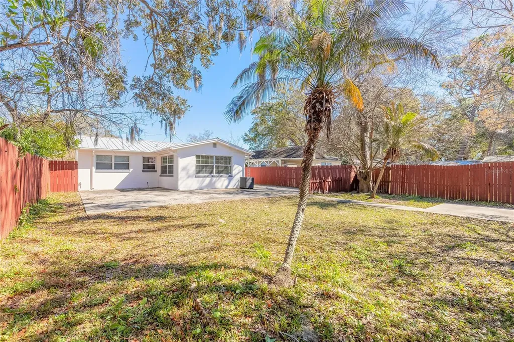 702 State Avenue Daytona Beach FL 32117