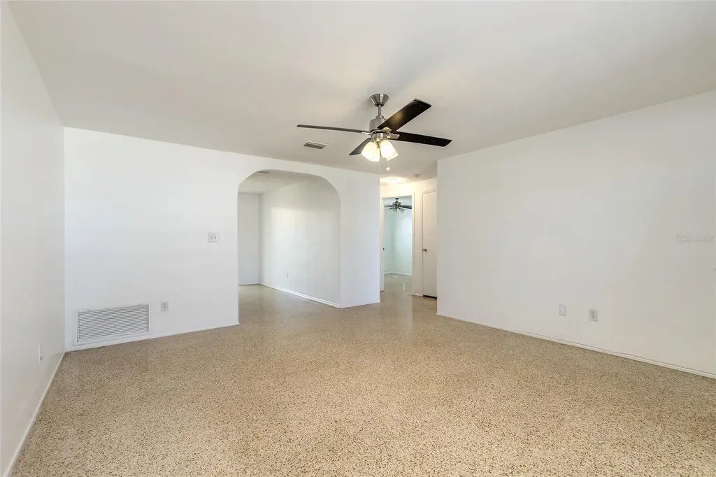 702 State Avenue Daytona Beach FL 32117