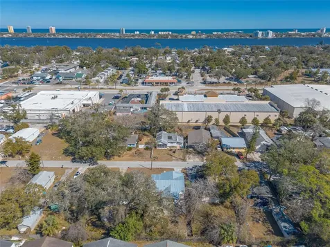 702 State Avenue Daytona Beach FL 32117