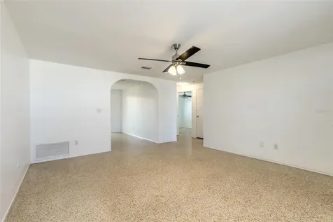 702 State Avenue Daytona Beach FL 32117