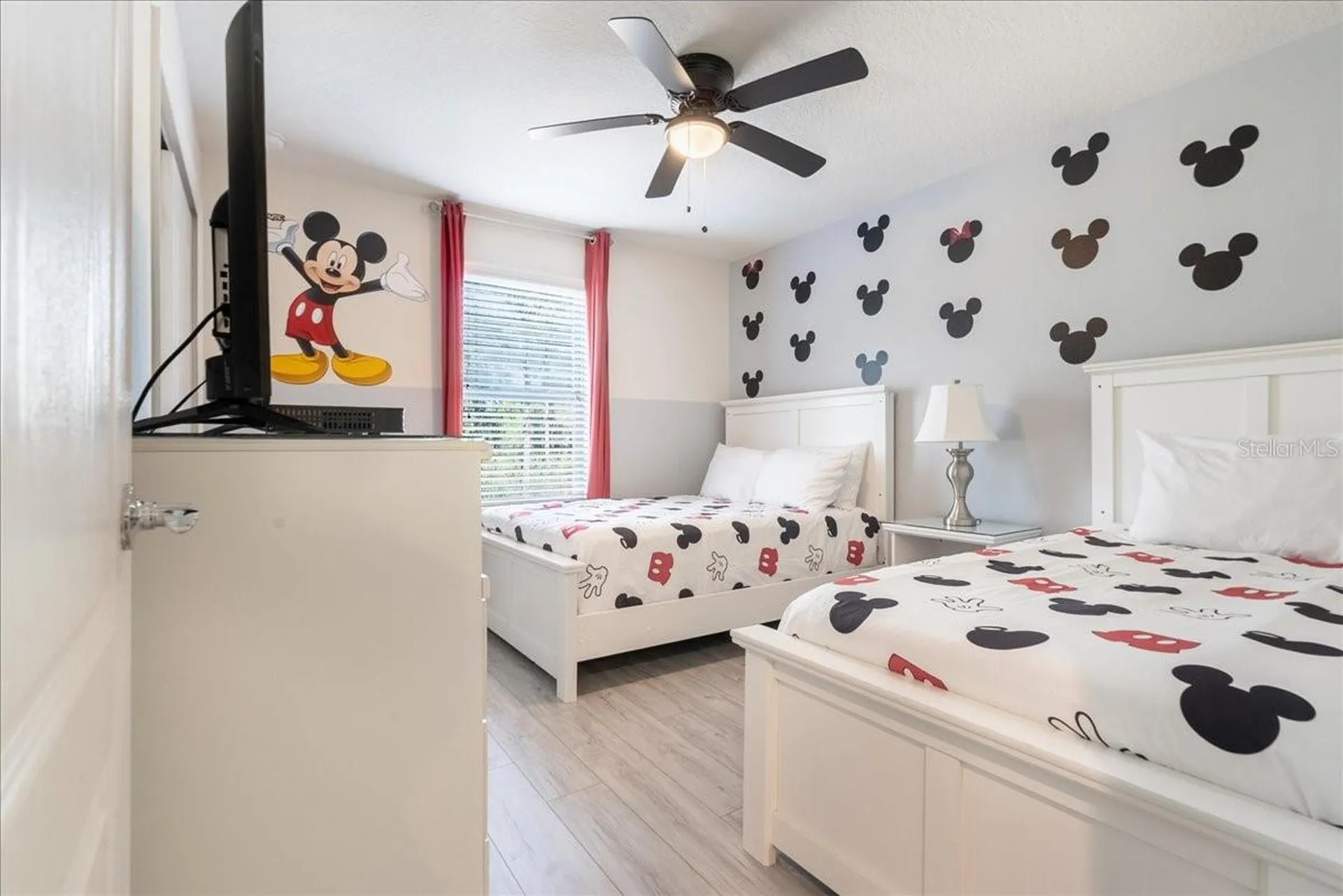 8839 Geneve Court Kissimmee FL 34747