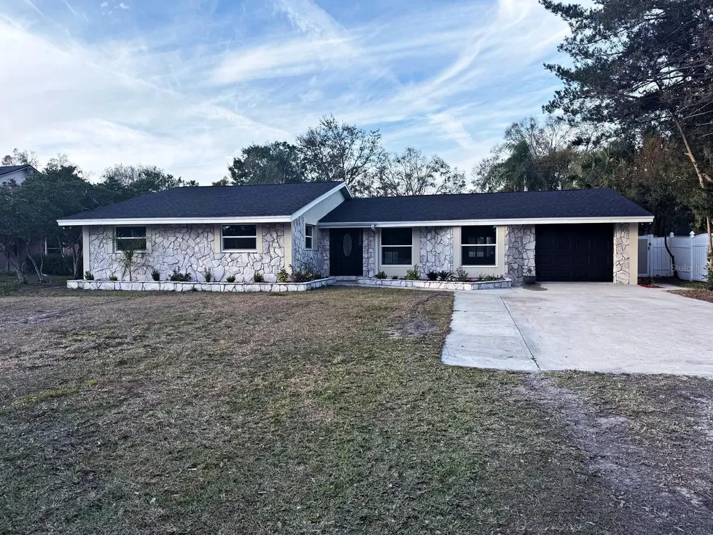 18803 Tracer Drive Lutz FL 33549
