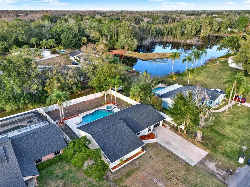 18803 Tracer Drive Lutz FL 33549