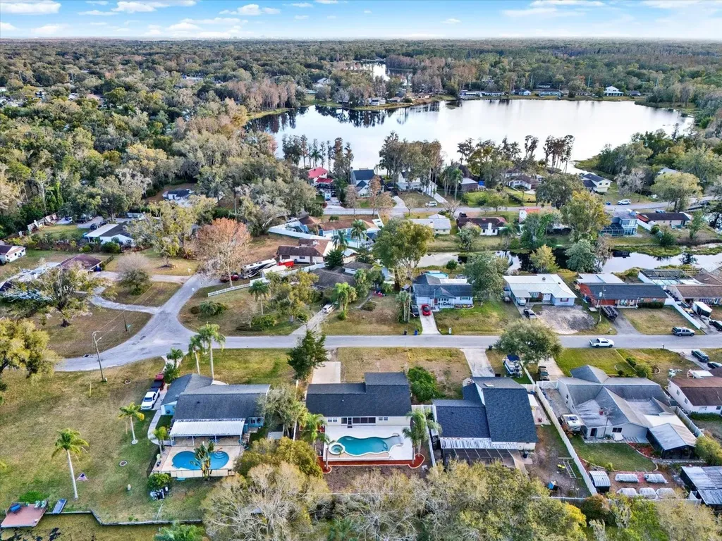 18803 Tracer Drive Lutz FL 33549