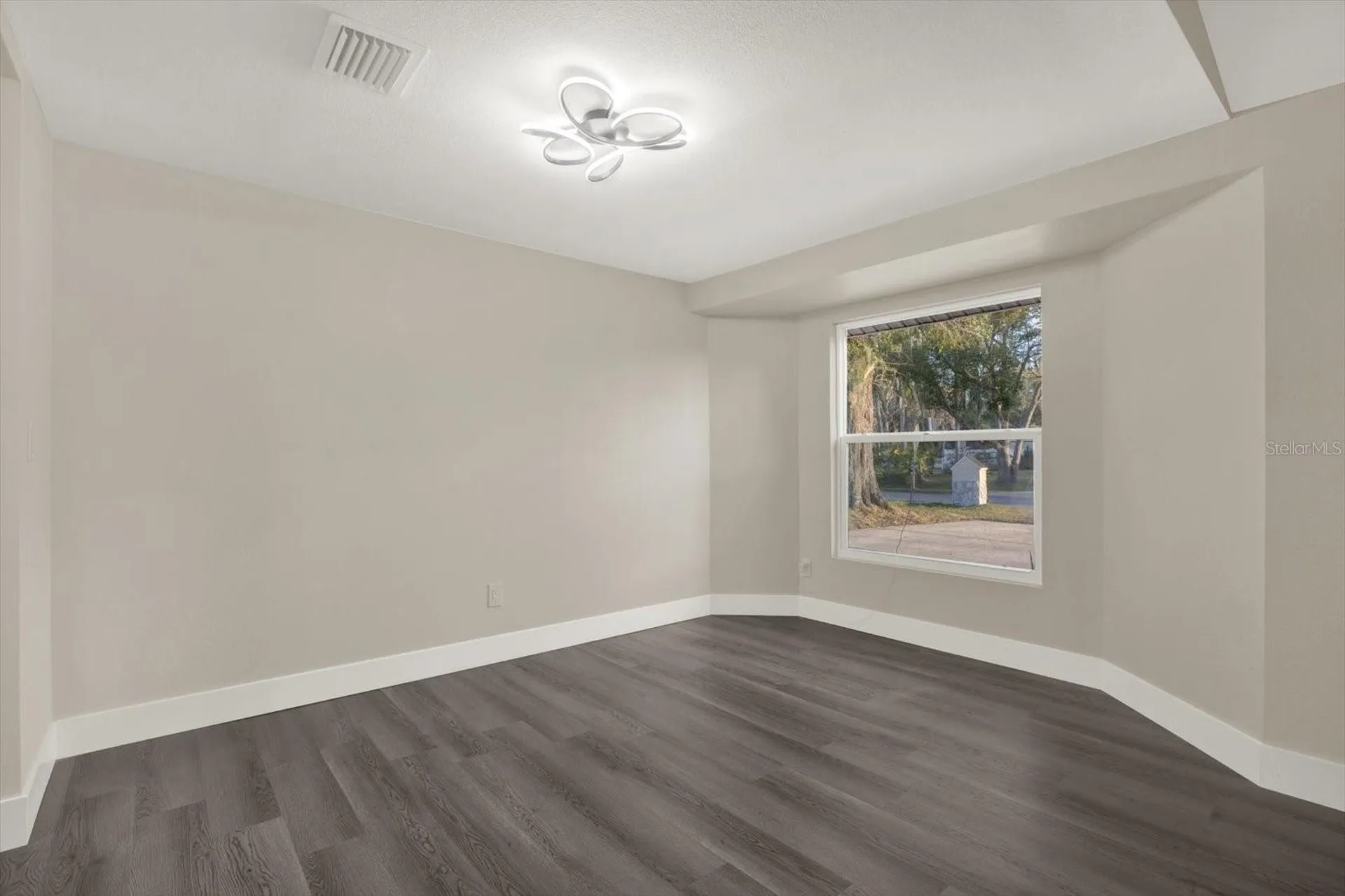 18803 Tracer Drive Lutz FL 33549