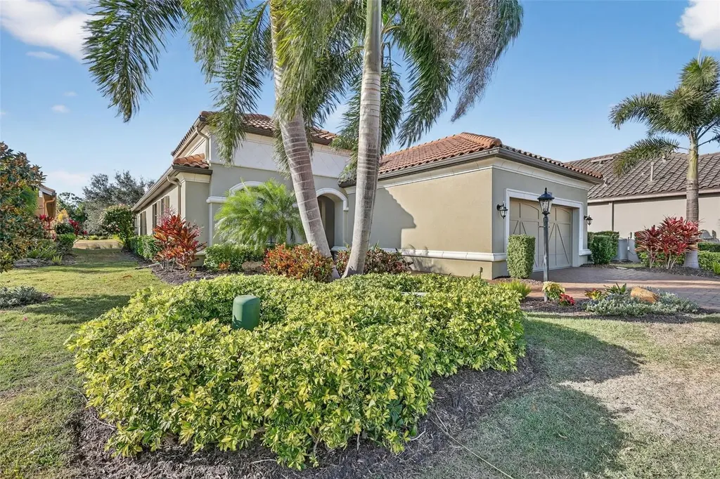 12750 Del Corso Loop Bradenton FL 34211