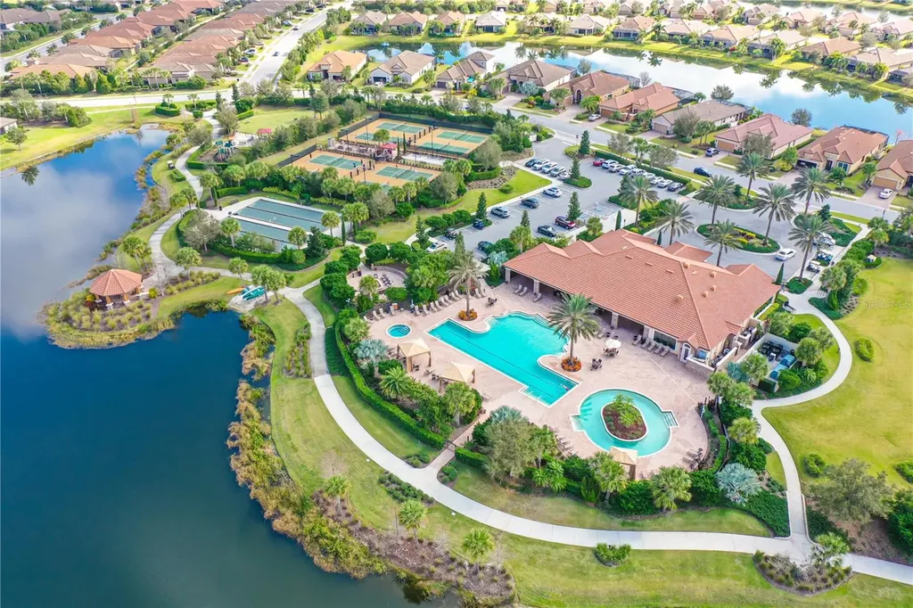 12750 Del Corso Loop Bradenton FL 34211