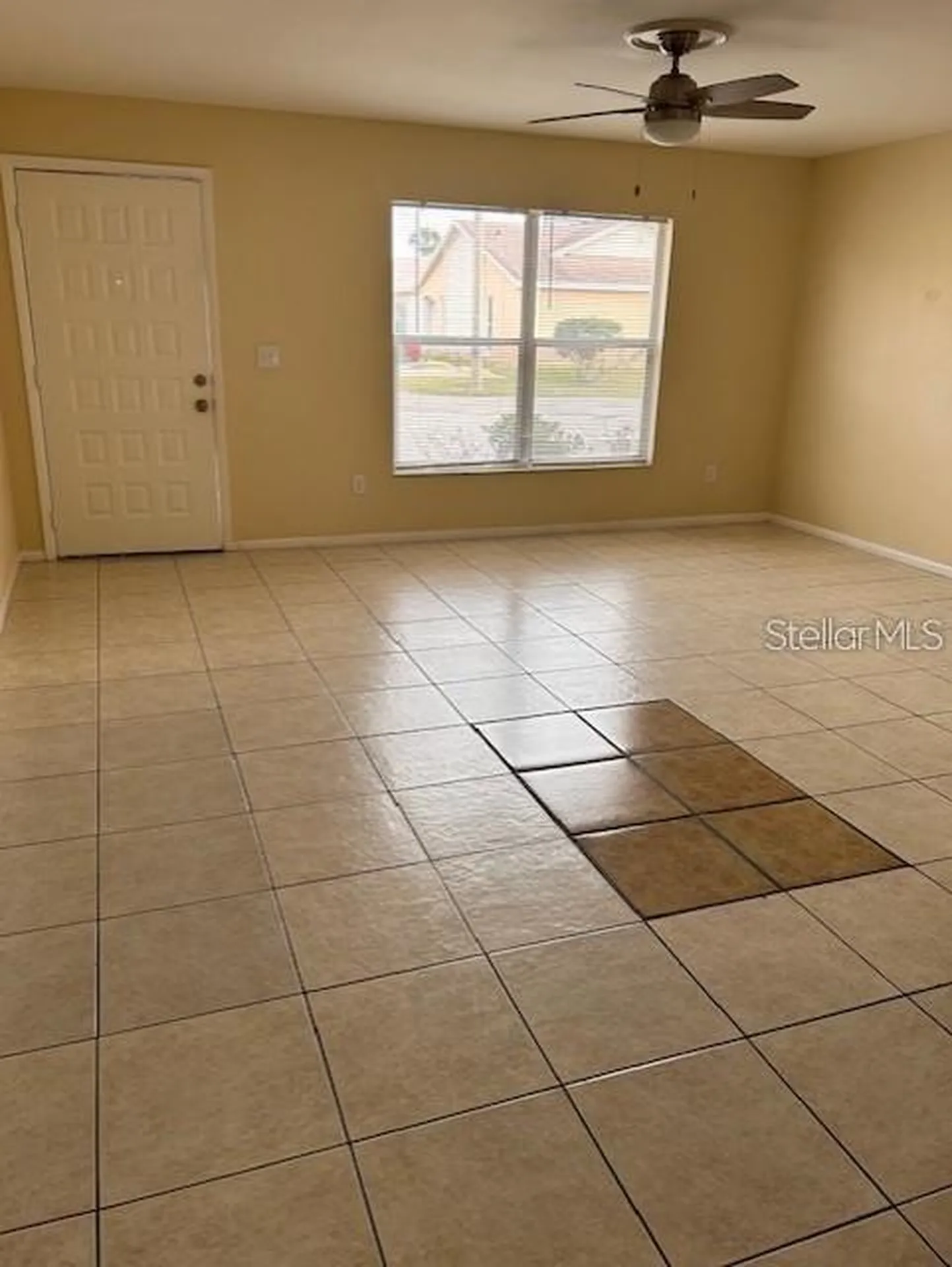 40 E Country Cove Way Kissimmee FL 34743