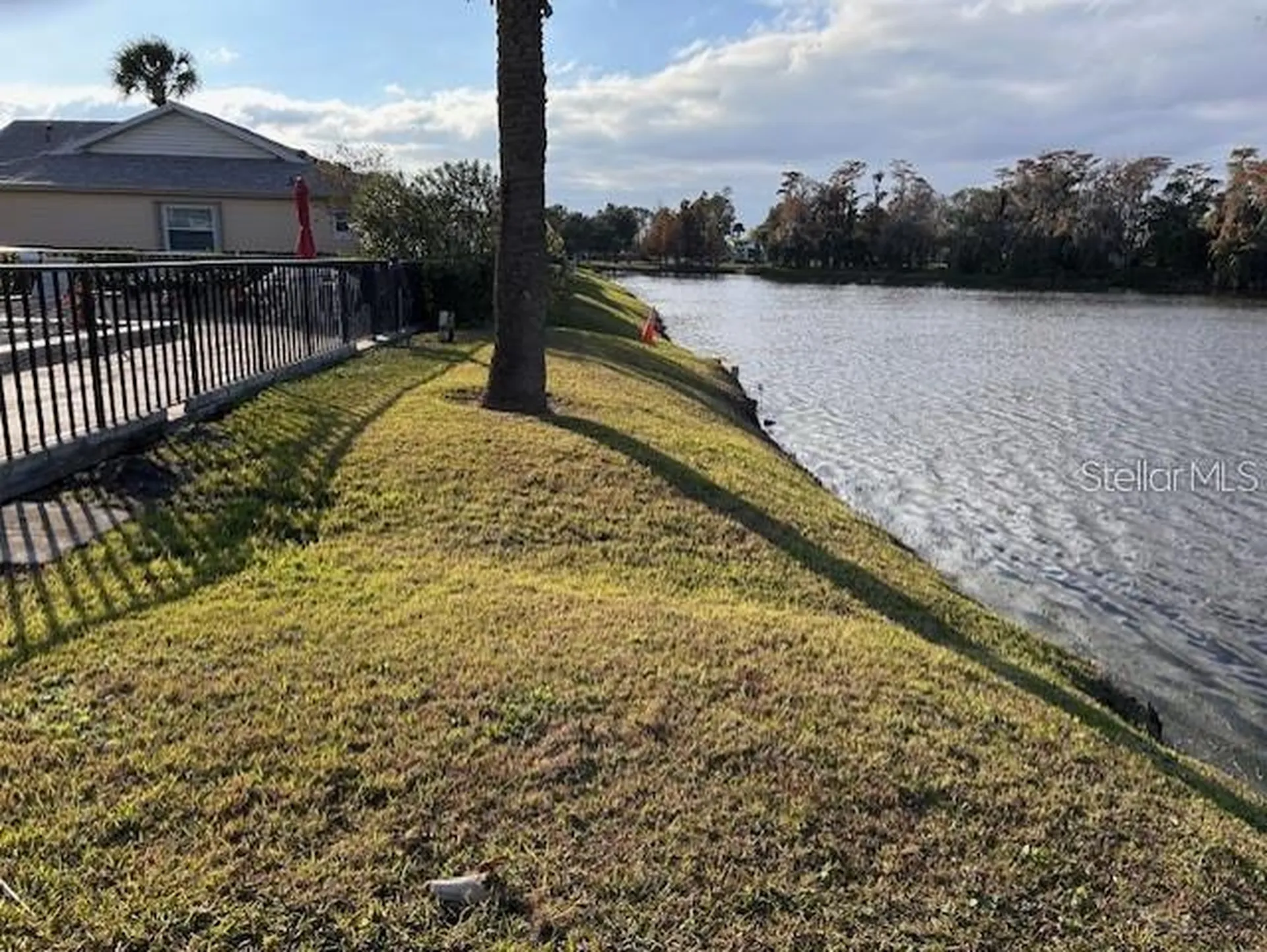 40 E Country Cove Way Kissimmee FL 34743