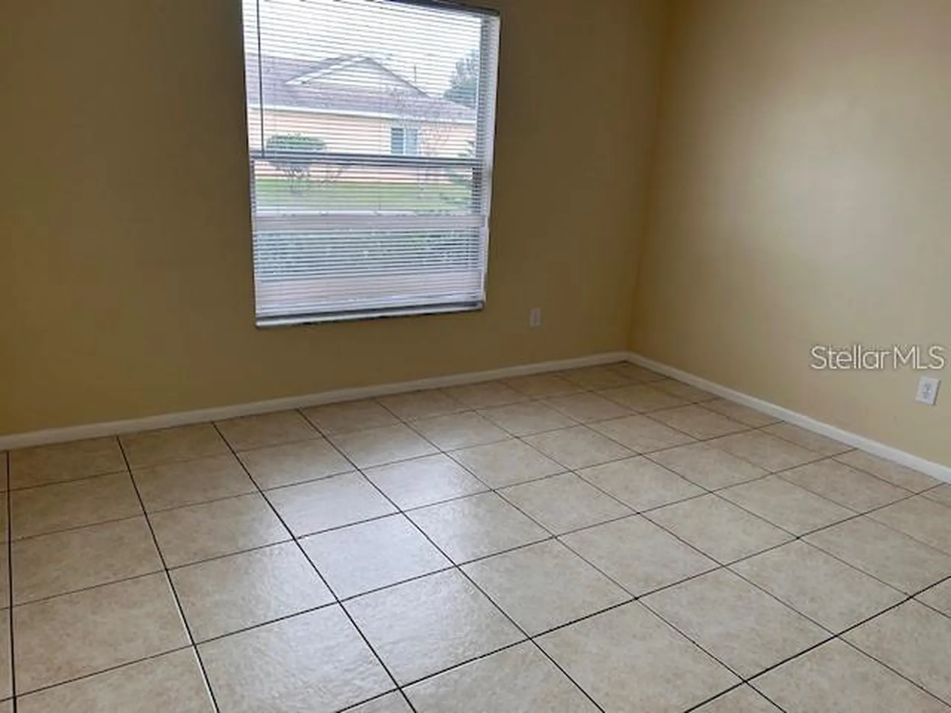 40 E Country Cove Way Kissimmee FL 34743