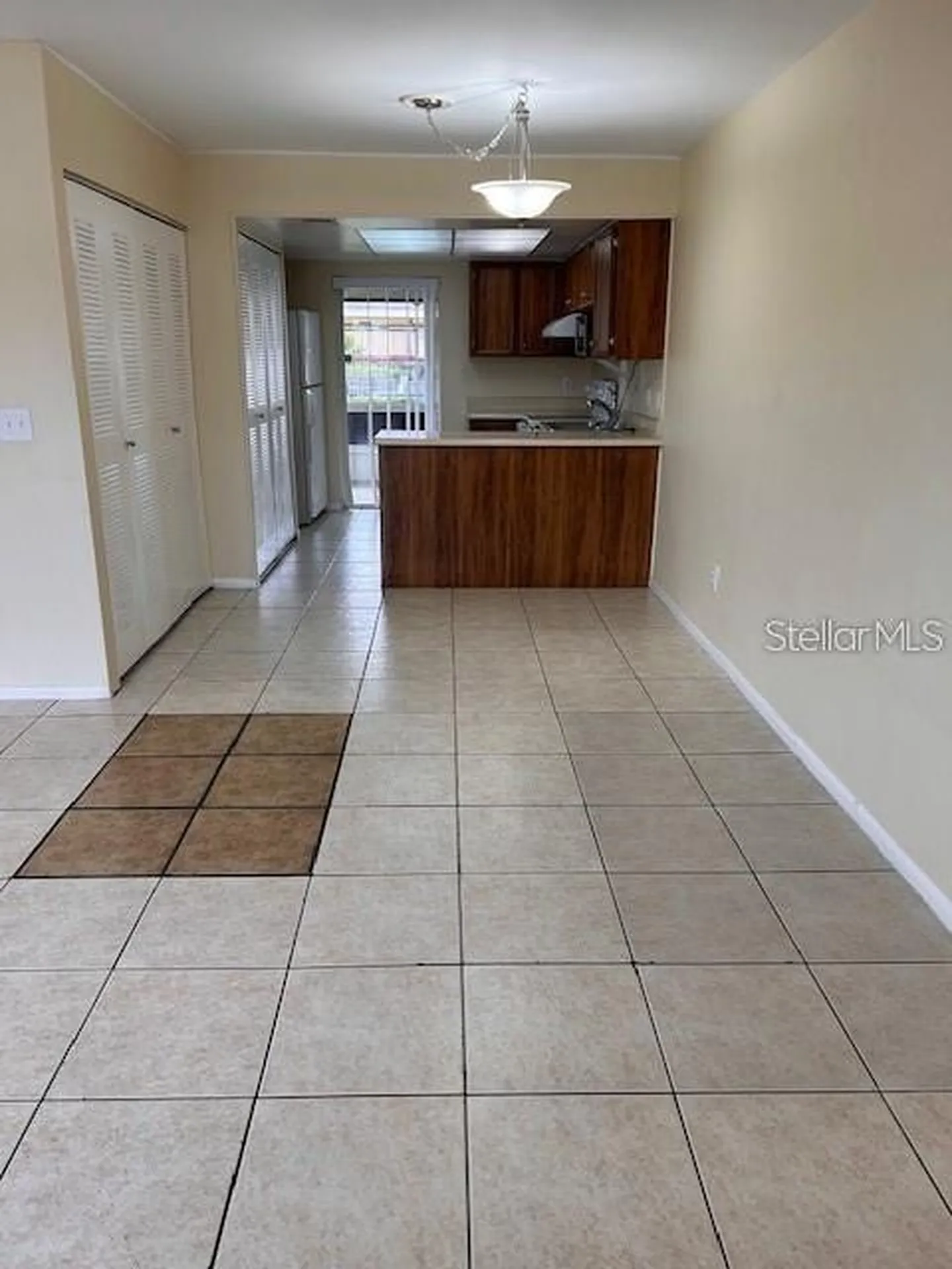 40 E Country Cove Way Kissimmee FL 34743