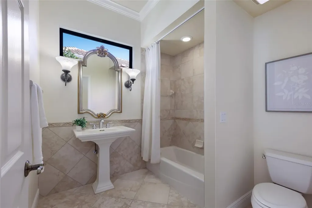 7657 Portstewart Drive Lakewood Ranch FL 34202