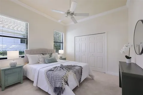 7657 Portstewart Drive Lakewood Ranch FL 34202