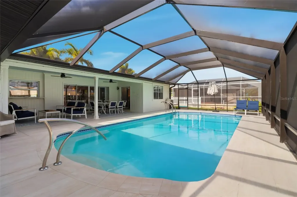 4111 Plumosa Terrace Bradenton FL 34210