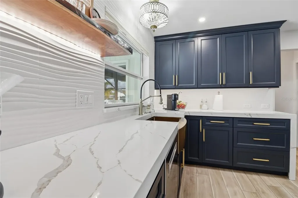 4111 Plumosa Terrace Bradenton FL 34210
