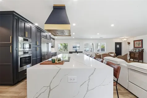 4111 Plumosa Terrace Bradenton FL 34210