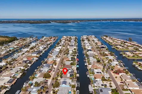 4111 Plumosa Terrace Bradenton FL 34210