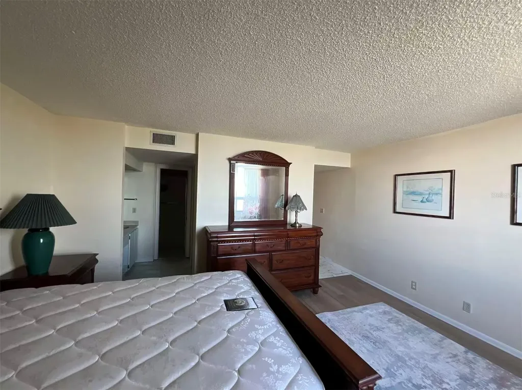 2618 Cove Cay Drive Clearwater FL 33760