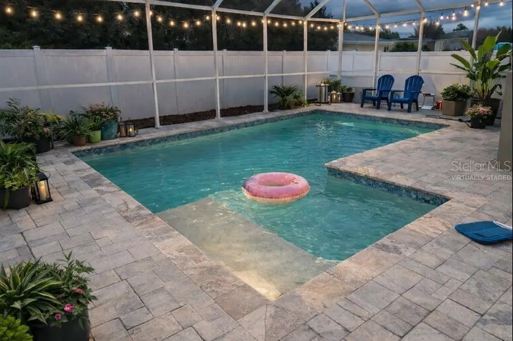 1320 Augusta Lane S St Petersburg FL 33707
