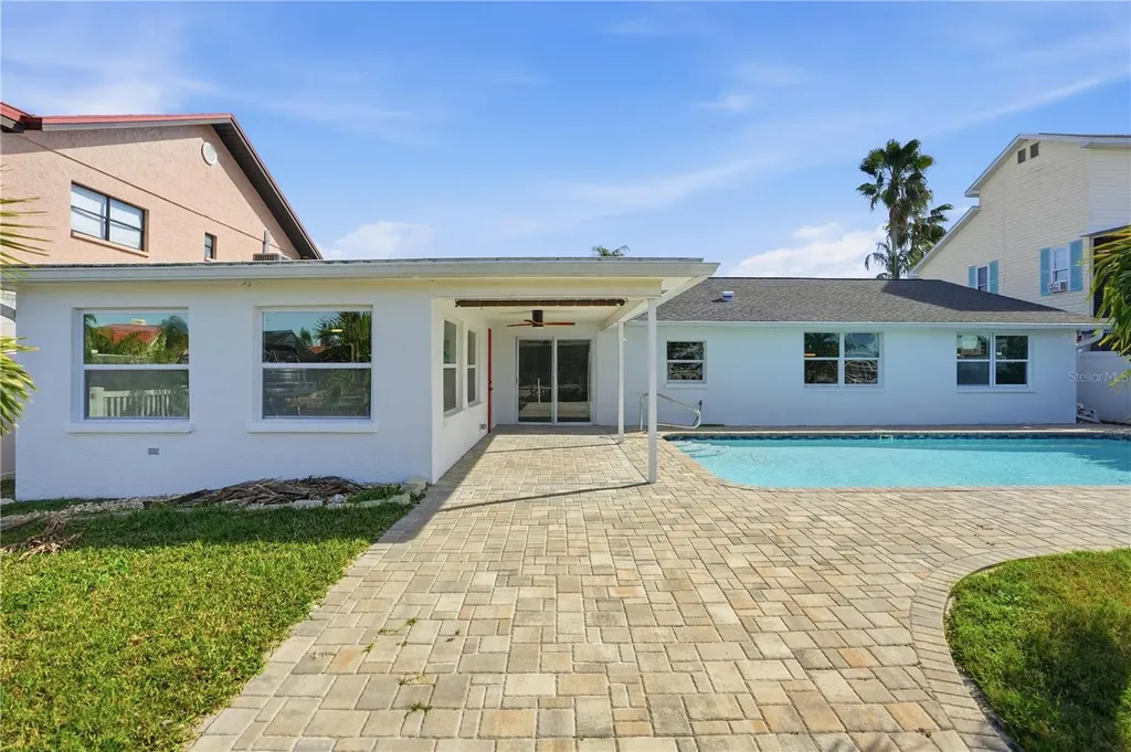 9837 Island Harbor Drive Port Richey FL 34668