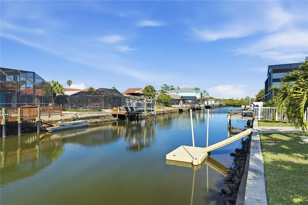 9837 Island Harbor Drive Port Richey FL 34668
