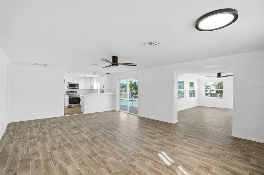 9837 Island Harbor Drive Port Richey FL 34668