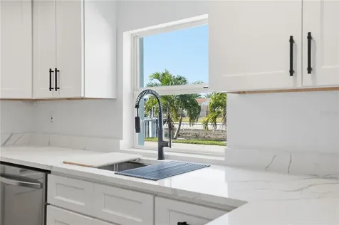 9837 Island Harbor Drive Port Richey FL 34668