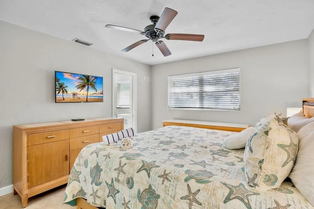 5830 Midnight Pass Road Sarasota FL 34242
