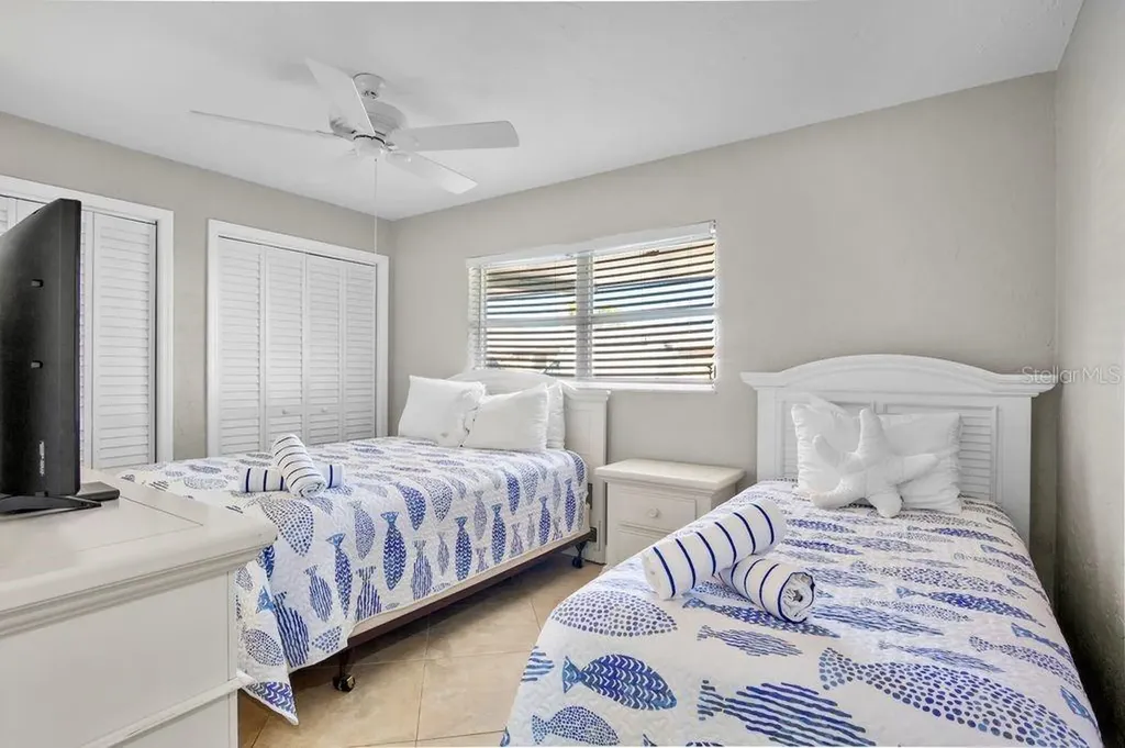 5830 Midnight Pass Road Sarasota FL 34242