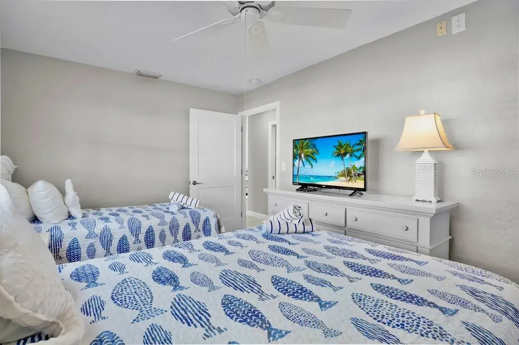 5830 Midnight Pass Road Sarasota FL 34242