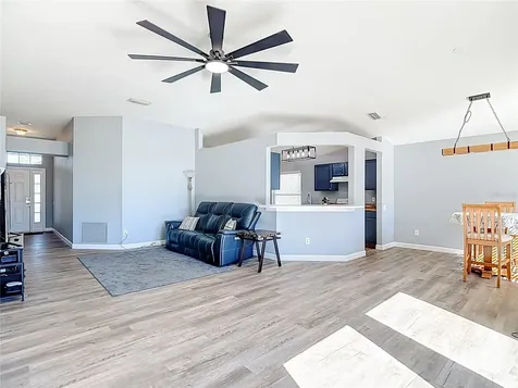 10411 Hunters Haven Boulevard Riverview FL 33578