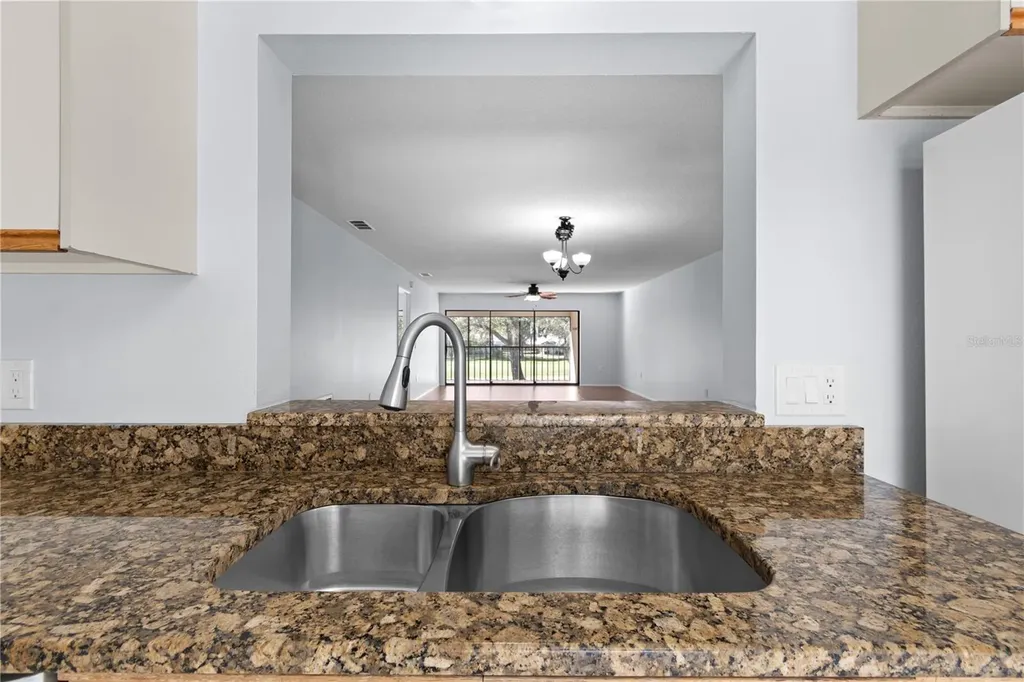 6110 Country Club Way Sarasota FL 34243