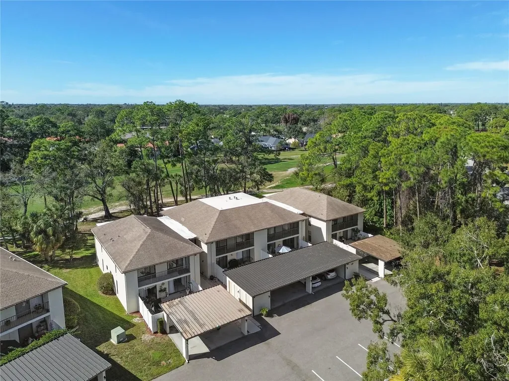 6110 Country Club Way Sarasota FL 34243
