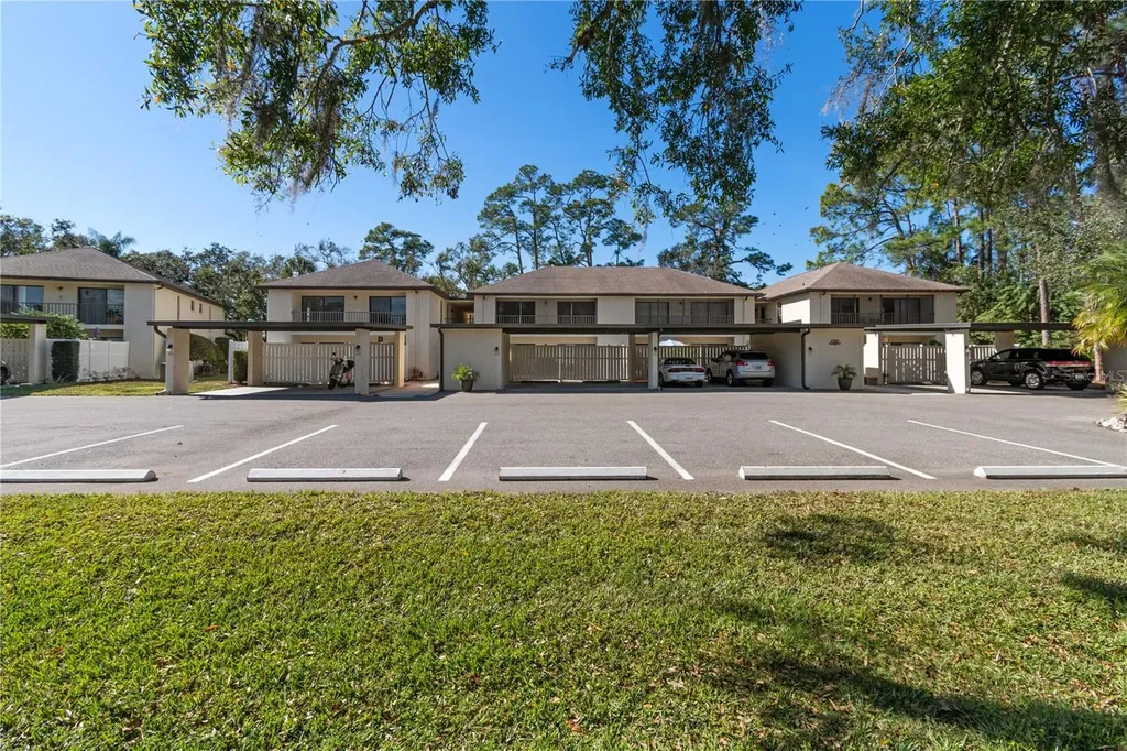 6110 Country Club Way Sarasota FL 34243