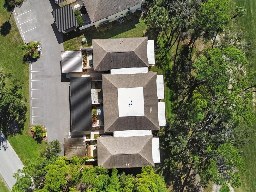 6110 Country Club Way Sarasota FL 34243