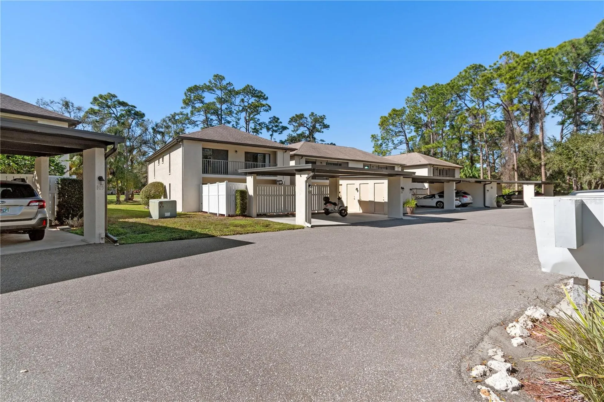 6110 Country Club Way Sarasota FL 34243