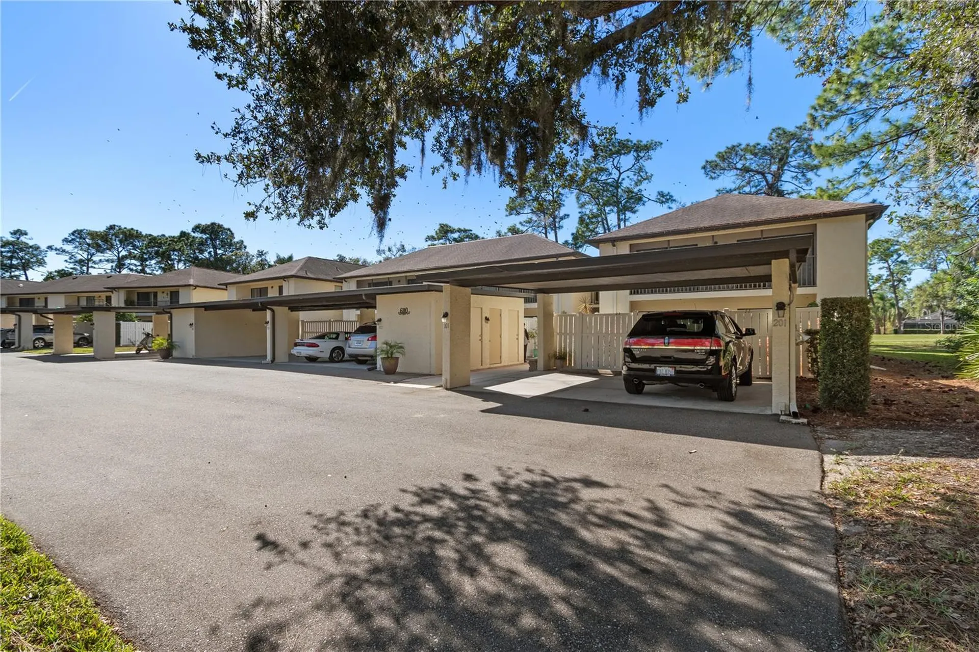 6110 Country Club Way Sarasota FL 34243