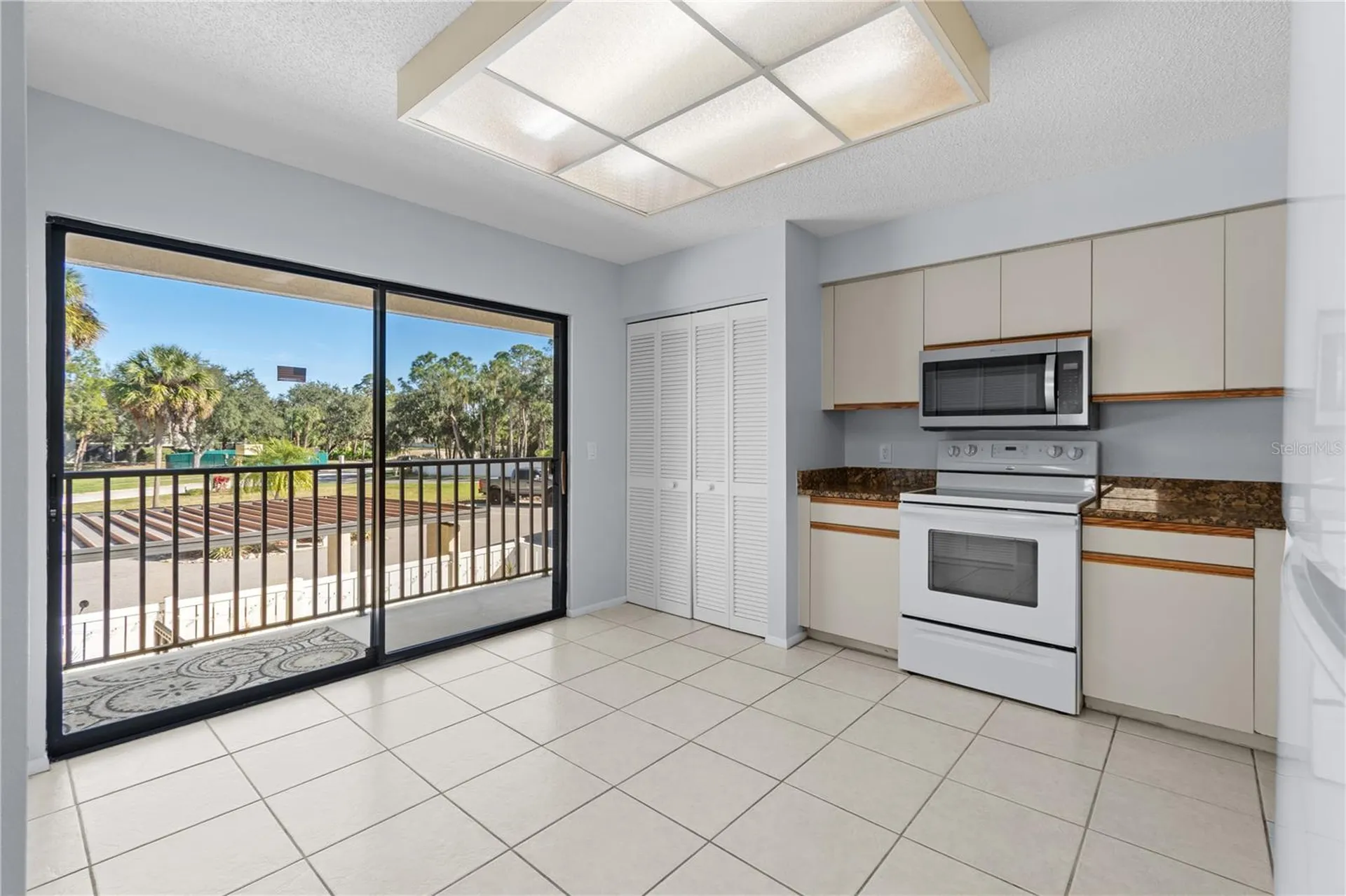 6110 Country Club Way Sarasota FL 34243