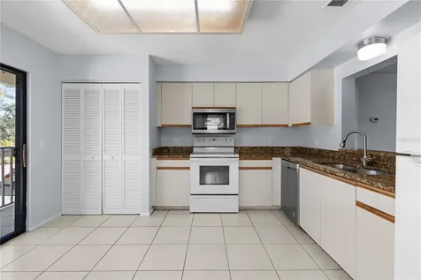 6110 Country Club Way Sarasota FL 34243