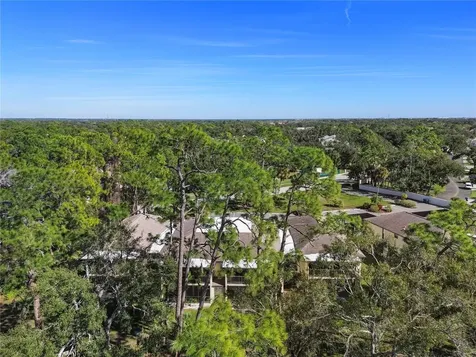 6110 Country Club Way Sarasota FL 34243