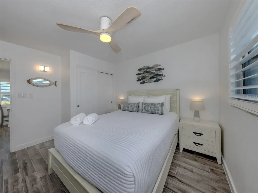 73 Avenida Messina Sarasota FL 34242