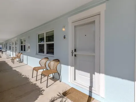 73 Avenida Messina Sarasota FL 34242