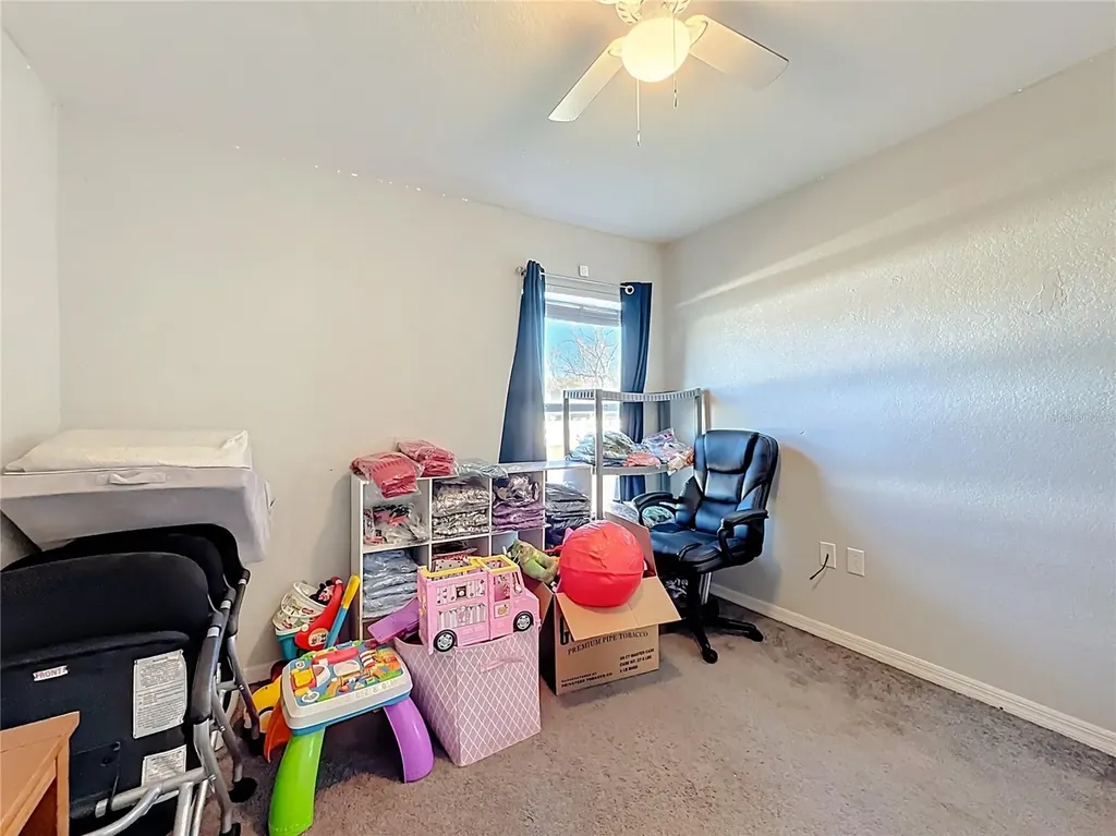 389 Street Georges Circle Eagle Lake FL 33839