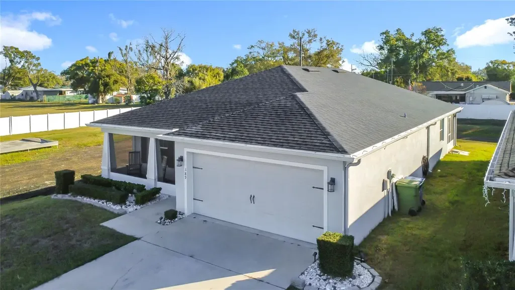 389 Street Georges Circle Eagle Lake FL 33839