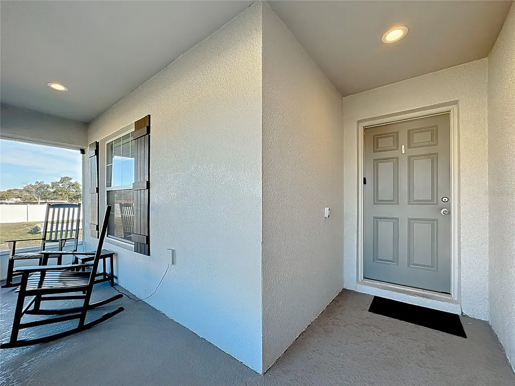 389 Street Georges Circle Eagle Lake FL 33839