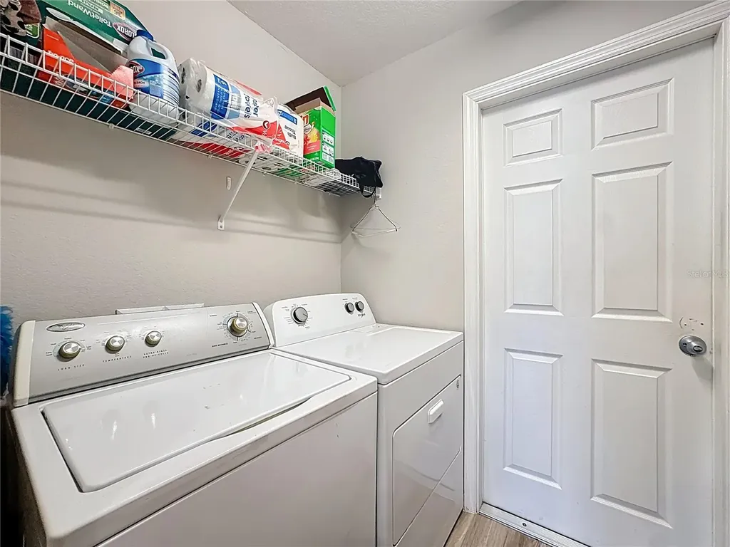 389 Street Georges Circle Eagle Lake FL 33839