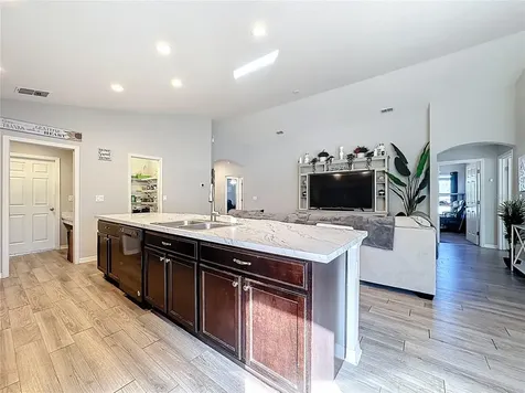 389 Street Georges Circle Eagle Lake FL 33839